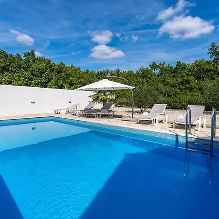 Elo Villa Lovinac (Zadar)