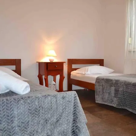 Villa Elo Lovinac (Zadar)